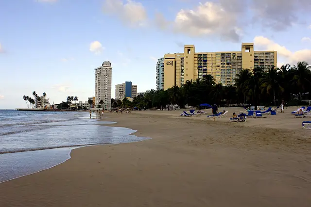 Isla Verde beach, Carolina