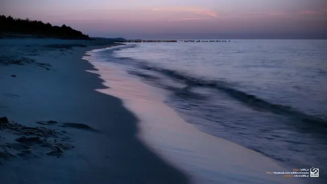 The Baltic shore of the Hel peninsula at dusk