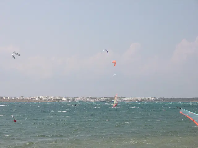 Kites off Pounda with Antiparos behind