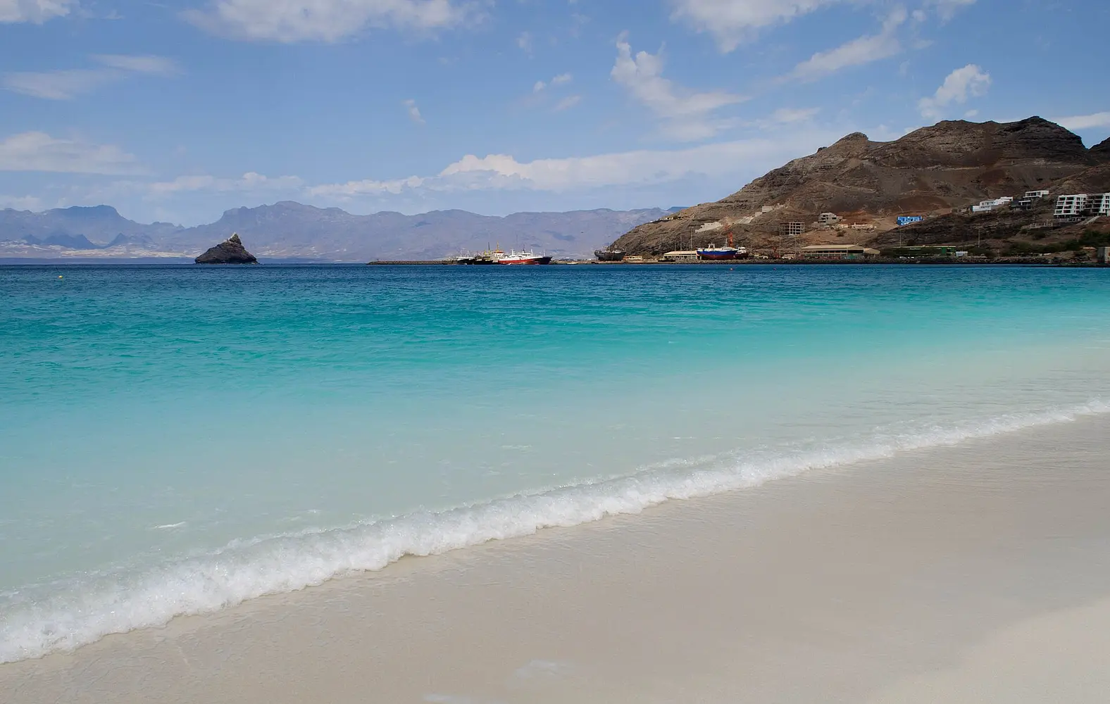 The beach at São Pedro, São Vicente