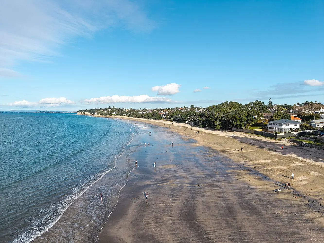 Takapuna Beach from its northern end