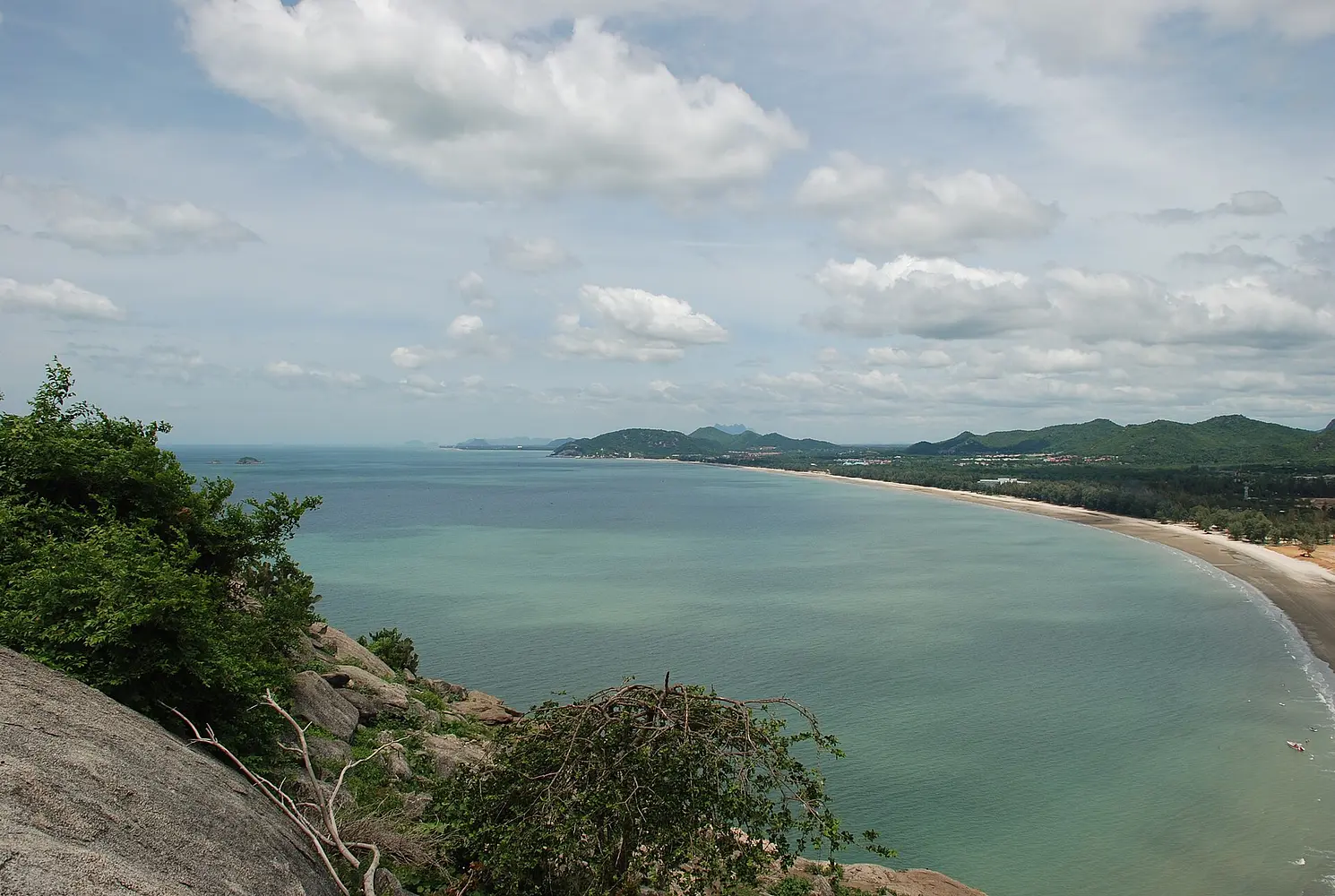 Hua Hin bay from the hills